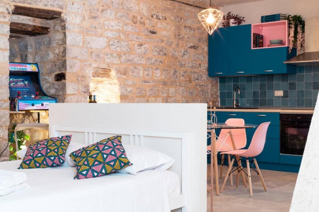 Cornelia Cavern Cosy Studio Apartment In Spello Exterior foto