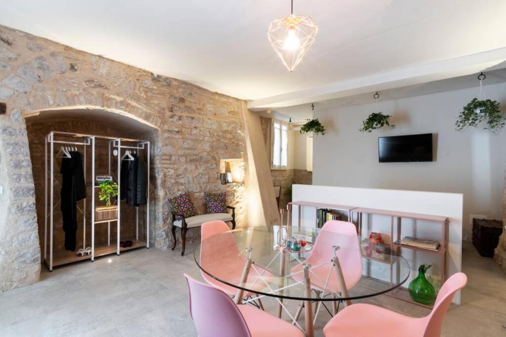 Cornelia Cavern Cosy Studio Apartment In Spello Exterior foto